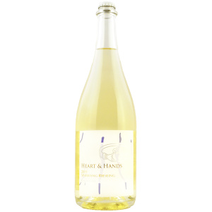 HEART & HANDS SPARKLING RIESLING
